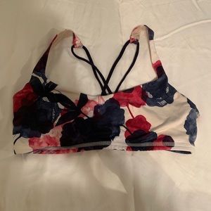Lululemon Free to Be bra